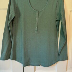 Eddie Bauer Size L Green Long Sleeve Jersey Top Never Worn